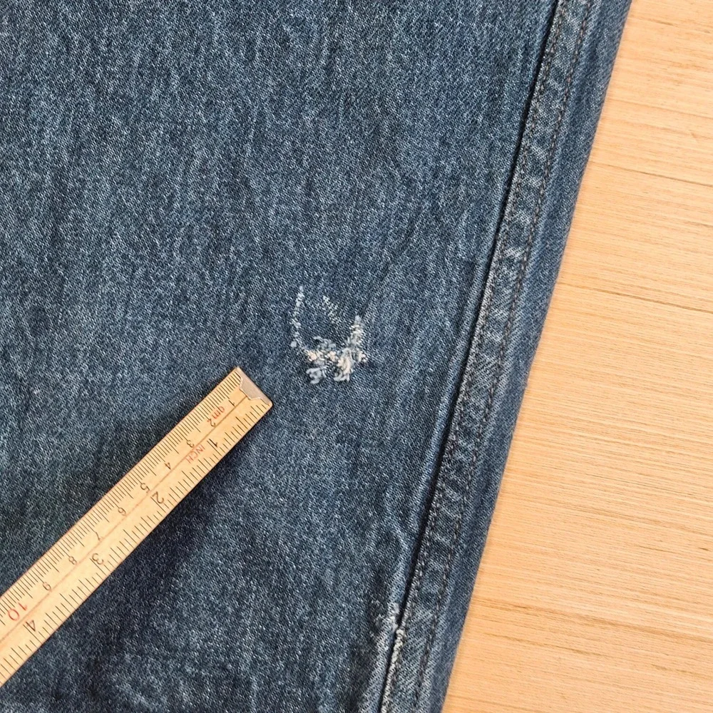 Levi's 501 Jeans Mens 44x32 Fit 42x29 Blue Straight Leg Button Fly Denim READ